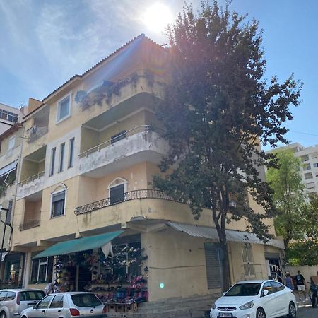 Lovely 2-Bedroom With Greenery View Durres Exterior photo